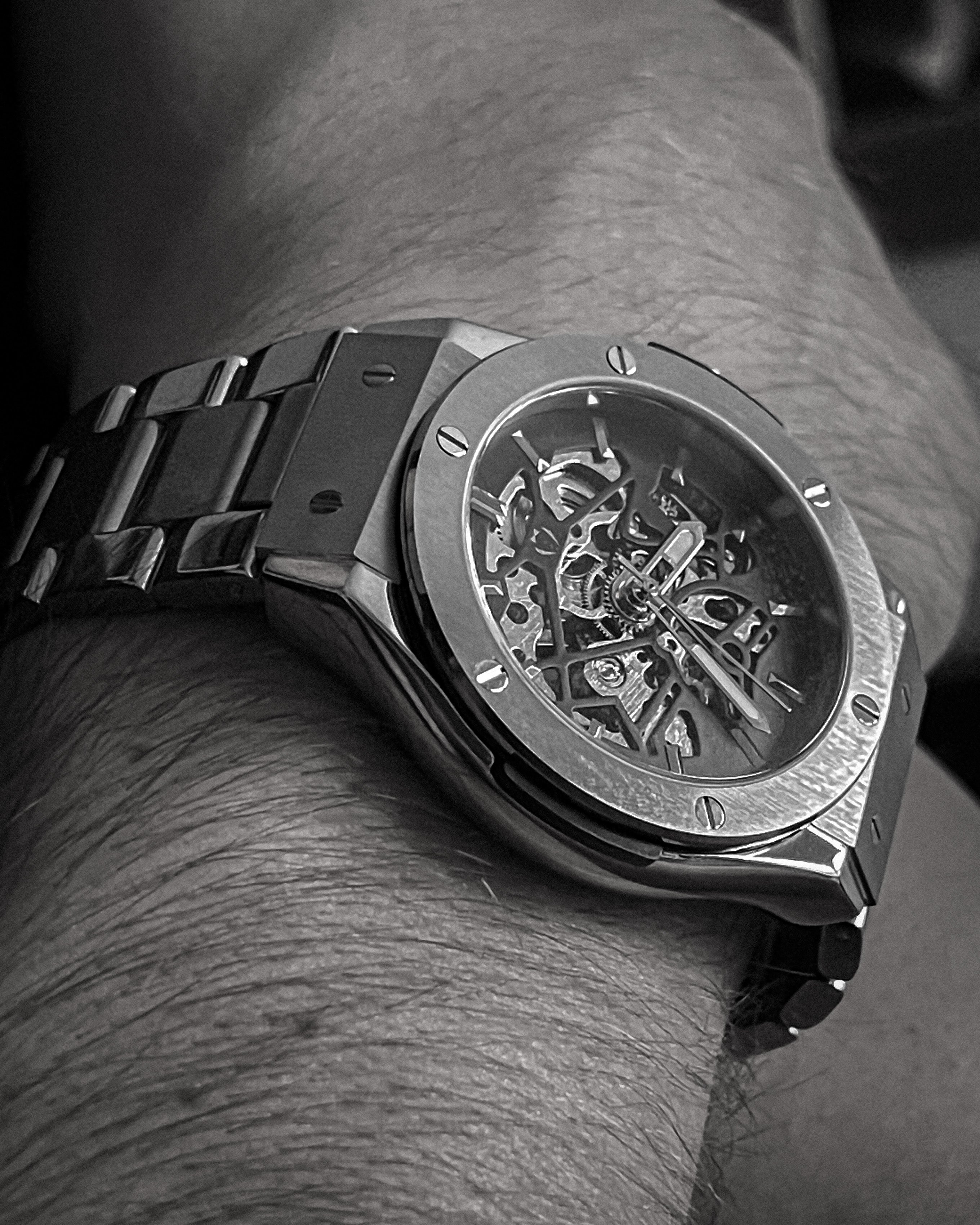 Skeleton Dial automatic watch for men